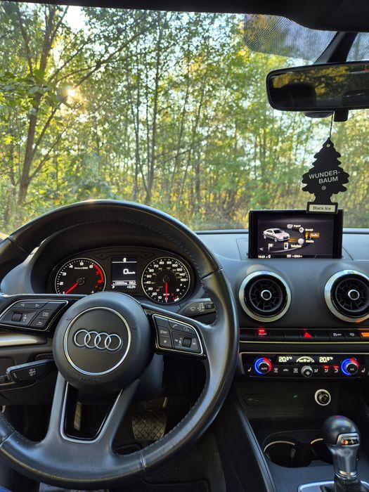 Audi A3 8V sedan 2018r polift