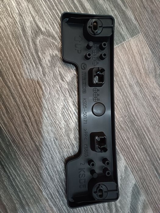 Подіум під номер  Мазда сх5.