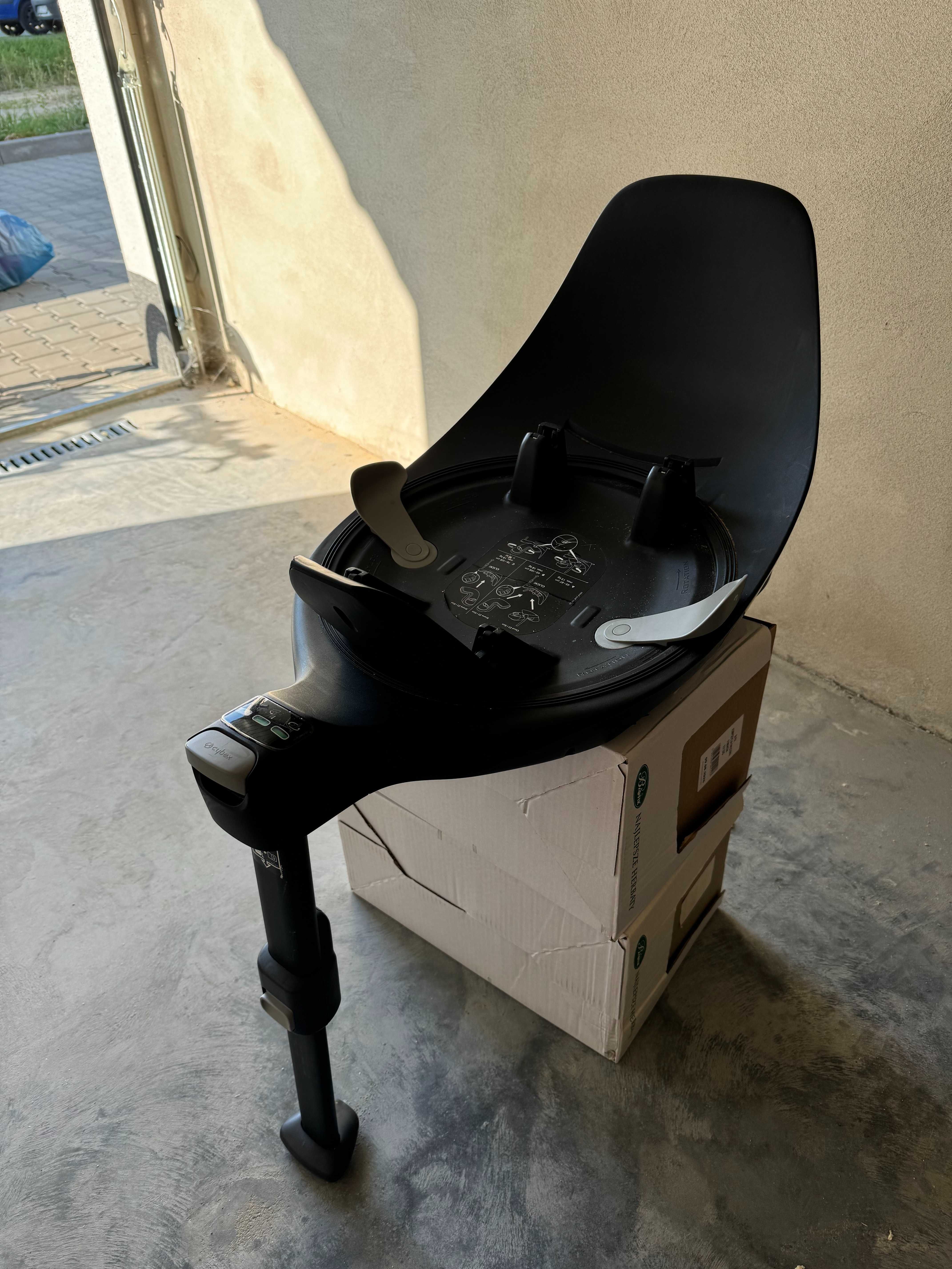 Fotelik/Nosidełko Cybex Cloud Z2 i-Size Deep Black + Adaptery