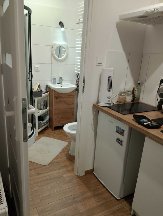 Okazja.Sprzedam kawalerkę na Targowku na parterze po remoncie nowe meb