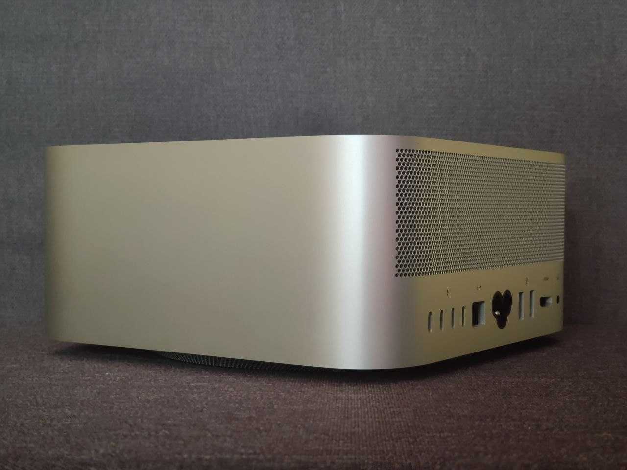Mac Studio M1 Max 10-core CPU + 24-core GPU 32GB RAM 1TB SSD