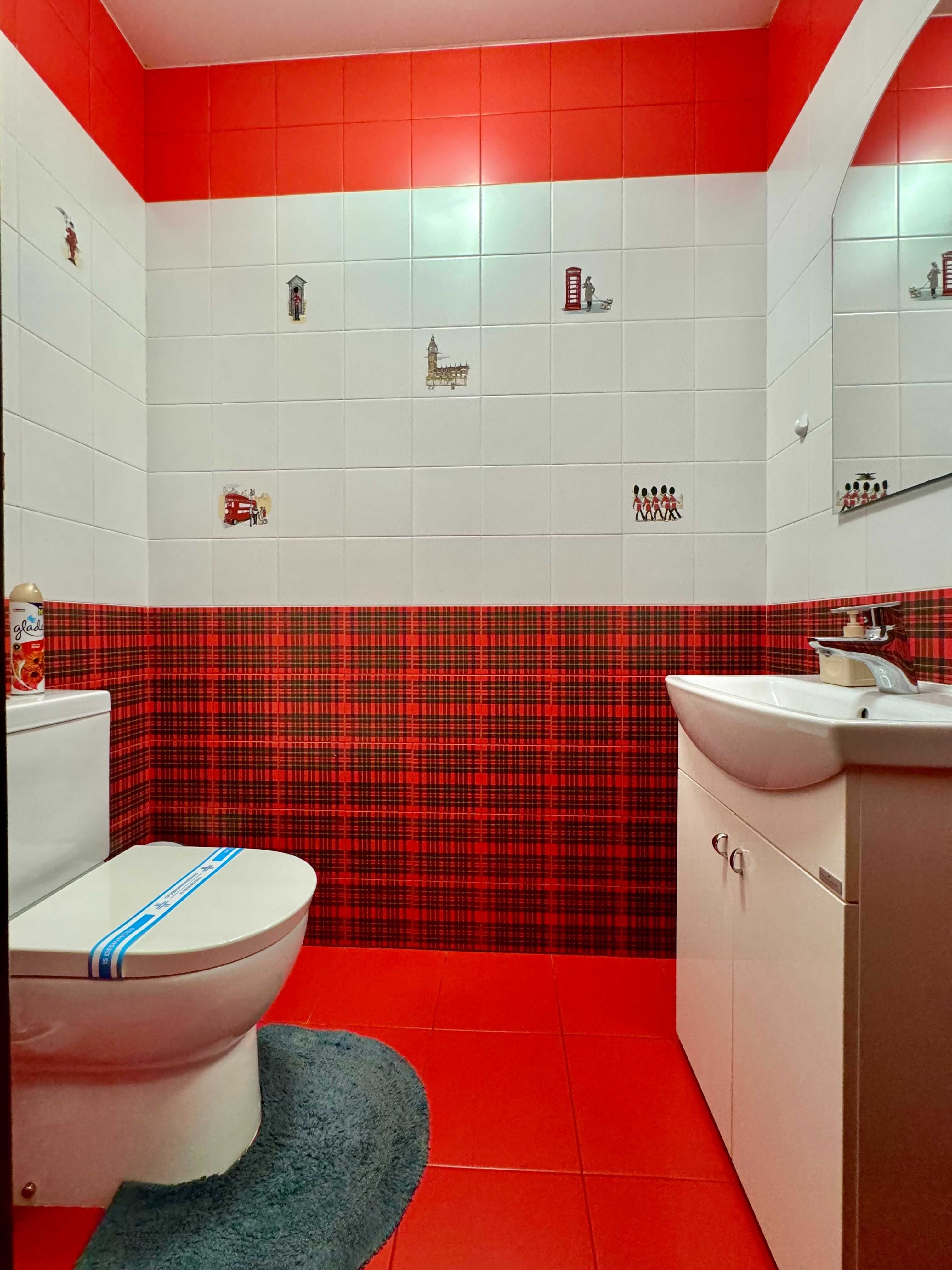ApartPoltavaСВІТЛІ апарт.80м2 ,ОКРЕМІ кімн, НОВОБУДОВА.Центр.ЧЕК банк.