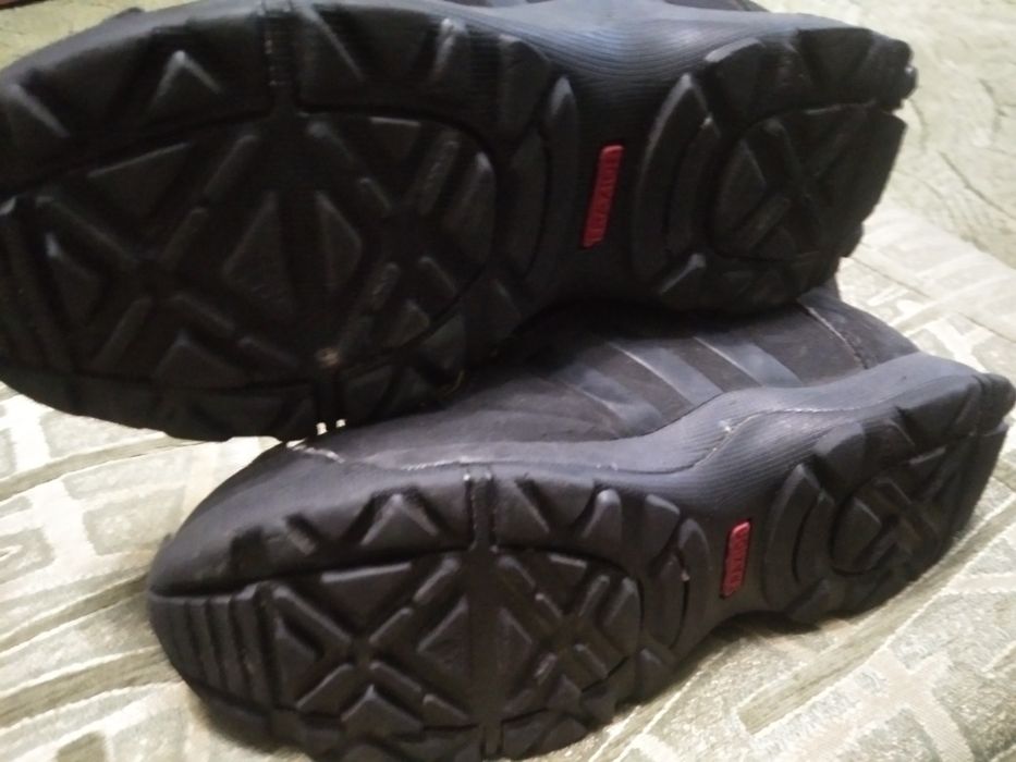 Продам детские зимние сапожки