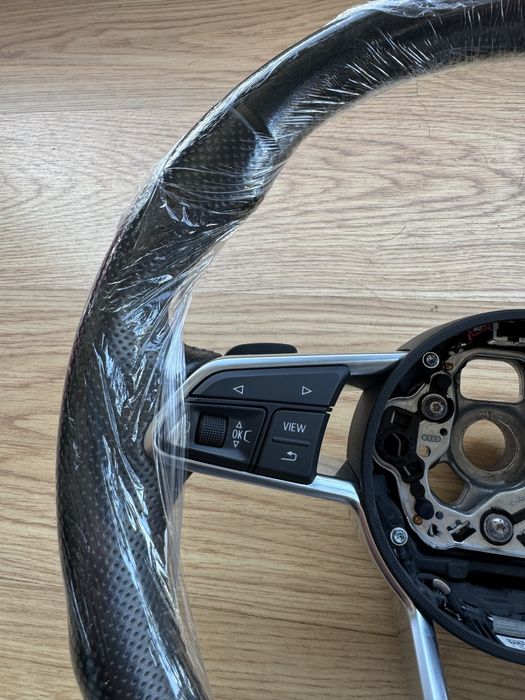 Volante Audi TT 8S/MK3