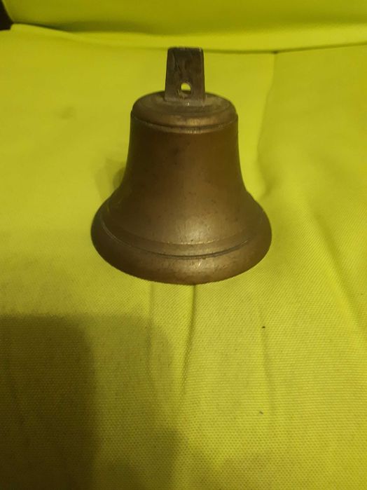 Starty dzwon mosiężny