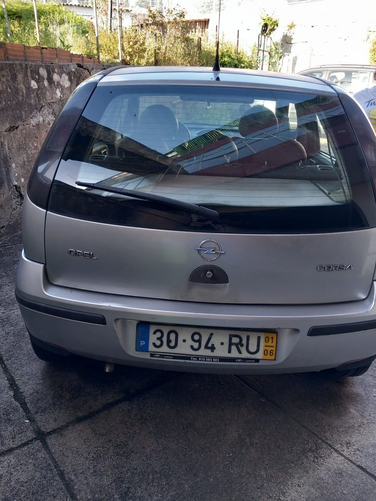 Opel Corsa C 1.0 12v mpi