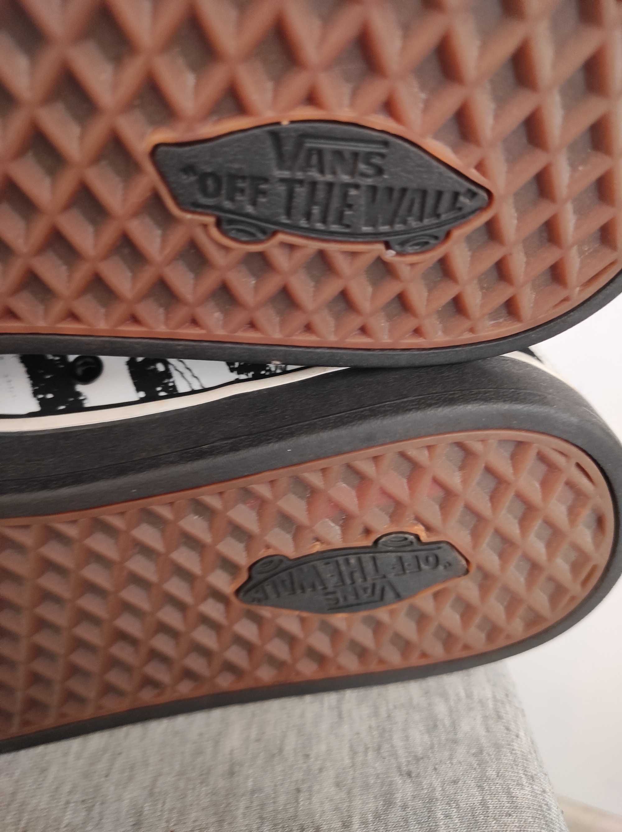 Buty Vans 42,5cm.