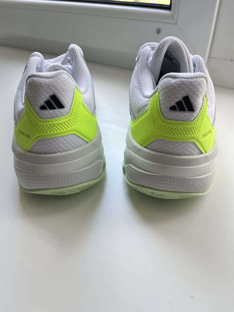 Кросівки Adidas COURTJAM