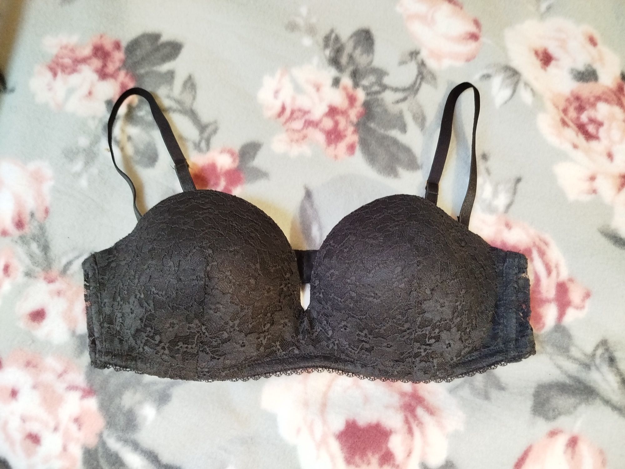 Czarny biustonosz Tezenis 75 C