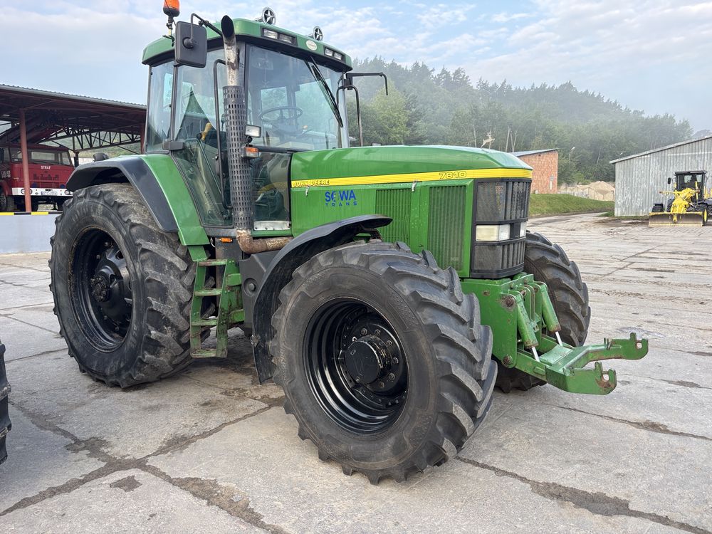 John deere 7810