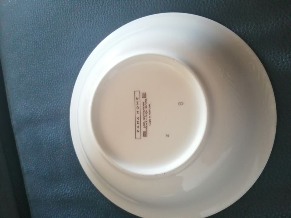 Taças almoçadeiras, ou pratos ladeiros novos