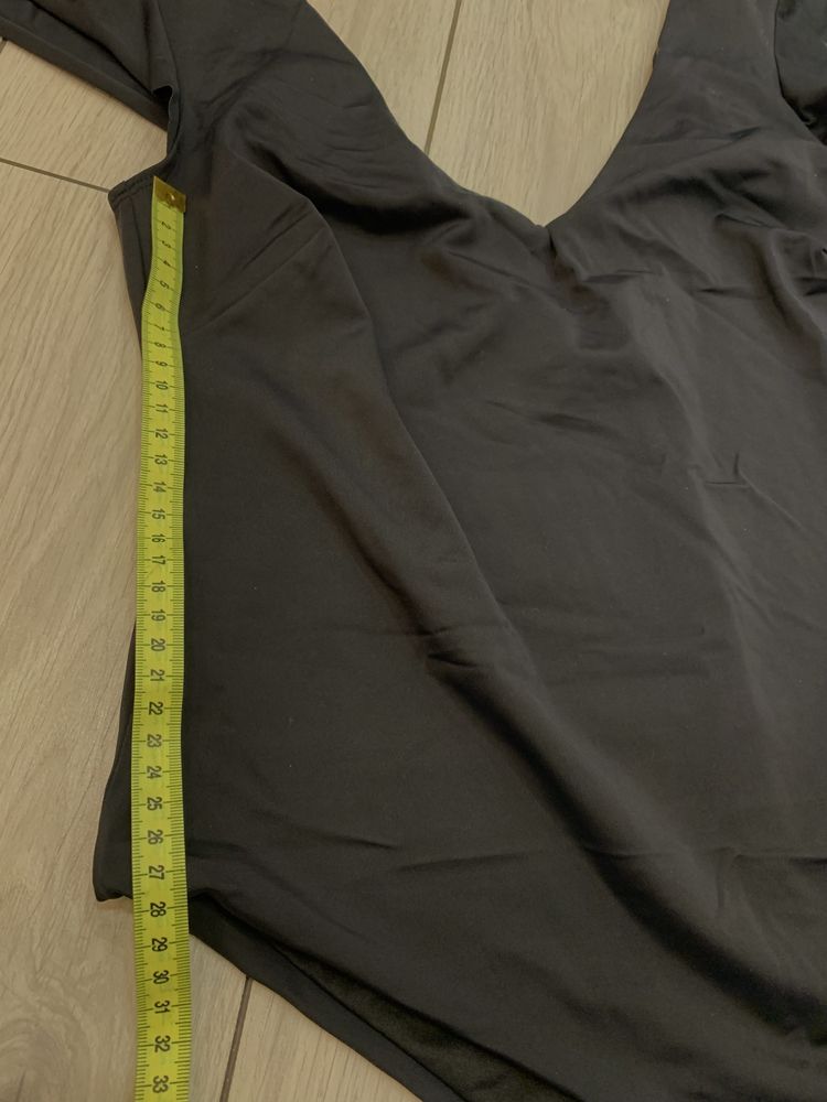 Czarny jednoczęściowy strój kąpielowy falbanka Asos EUR 44
