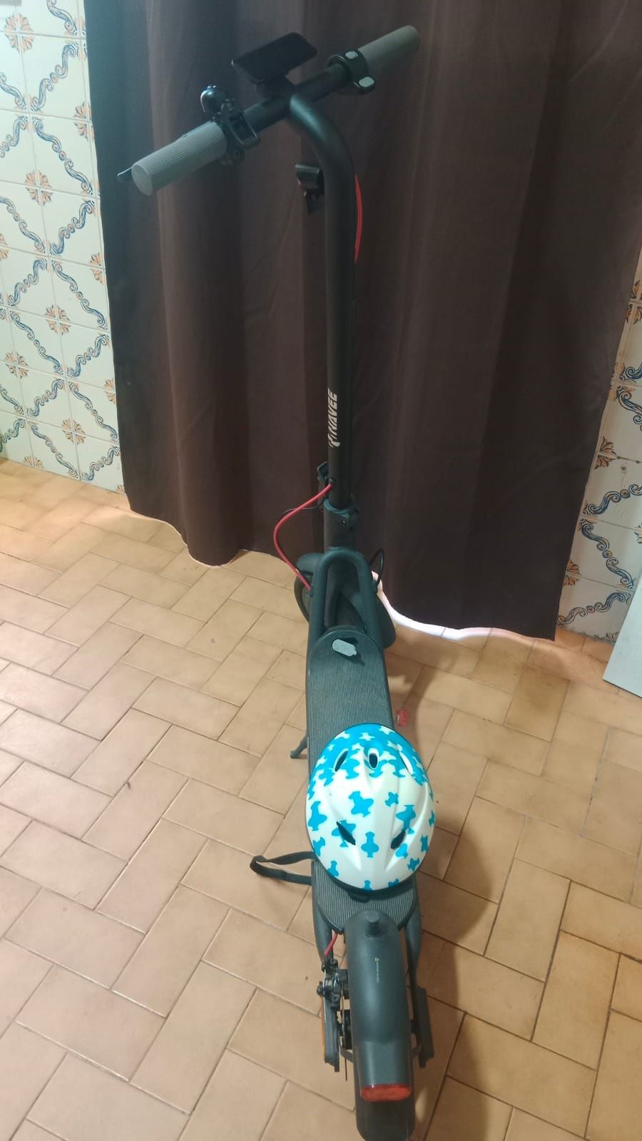 Trotinete eletrica NAVEE como nova!