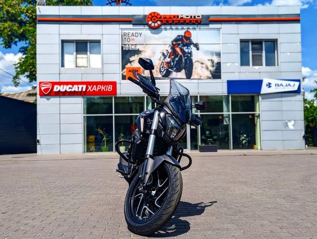 мотоцикл Bajaj Dominar 400, в Артмото Кременчук