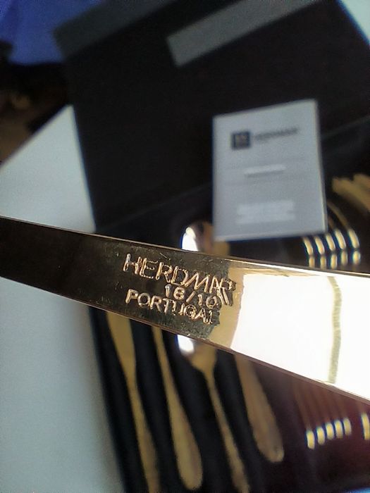 Набор столовых приборов Herdmar Santamarta Gold. Португалия.
