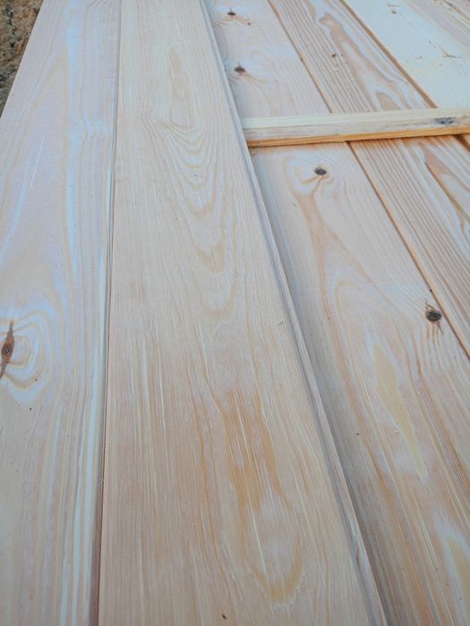 Deska elewacyjna pióro-wpust, podbitka