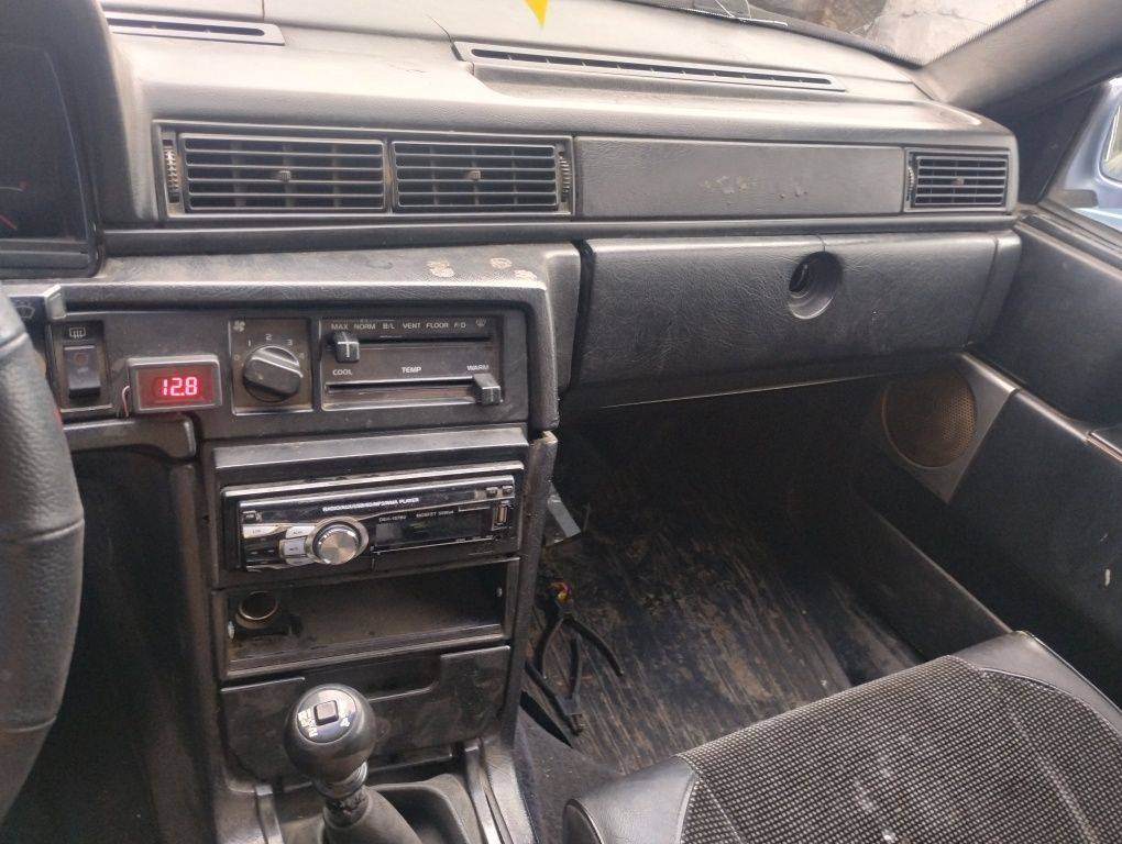 Volvo740 2.4Дизель.