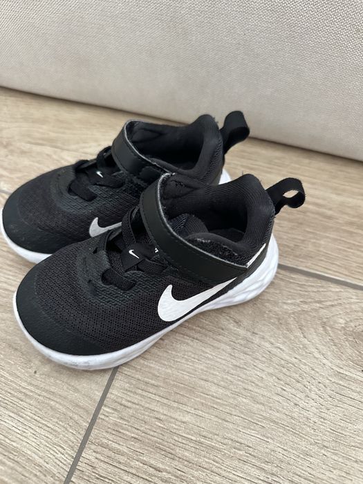 Sapatilhas Nike n22