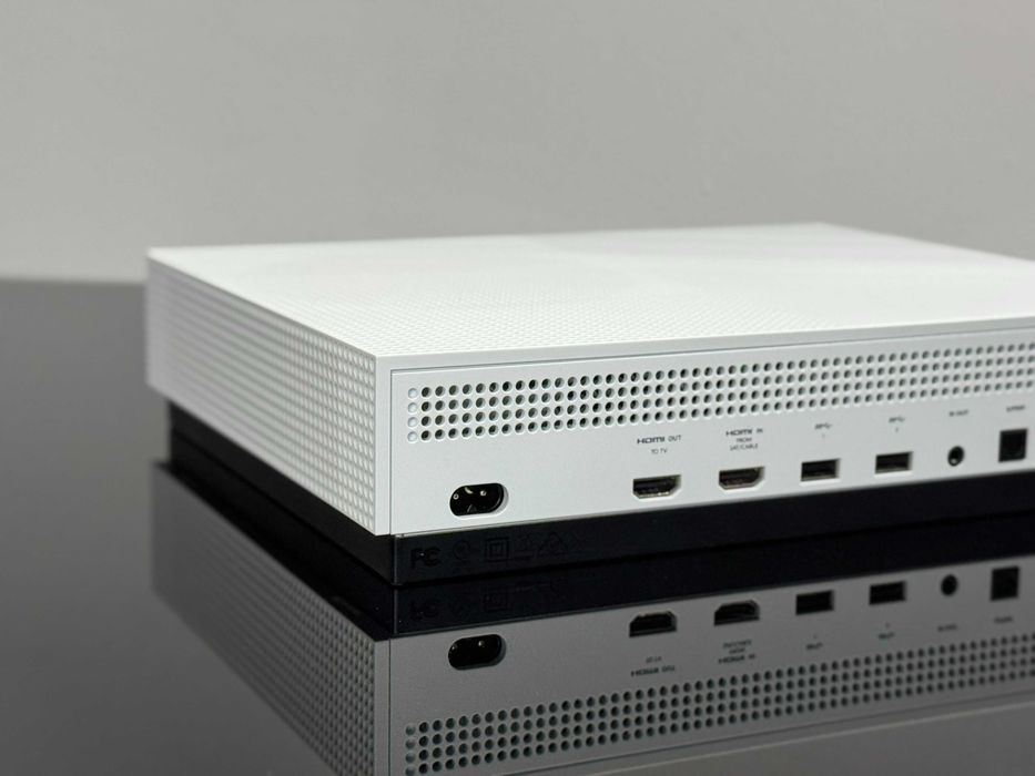 Konsola Xbox One S 500gb, pad, okablowanie, bdb stan, GWARANCJA!