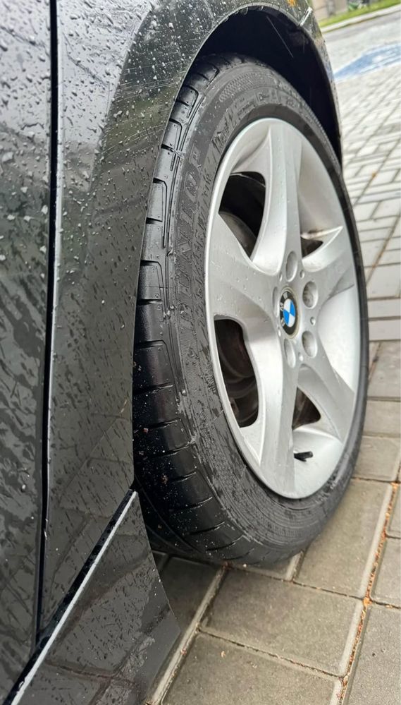 Felgi 17 BMW  oryginalne stan Bdb +