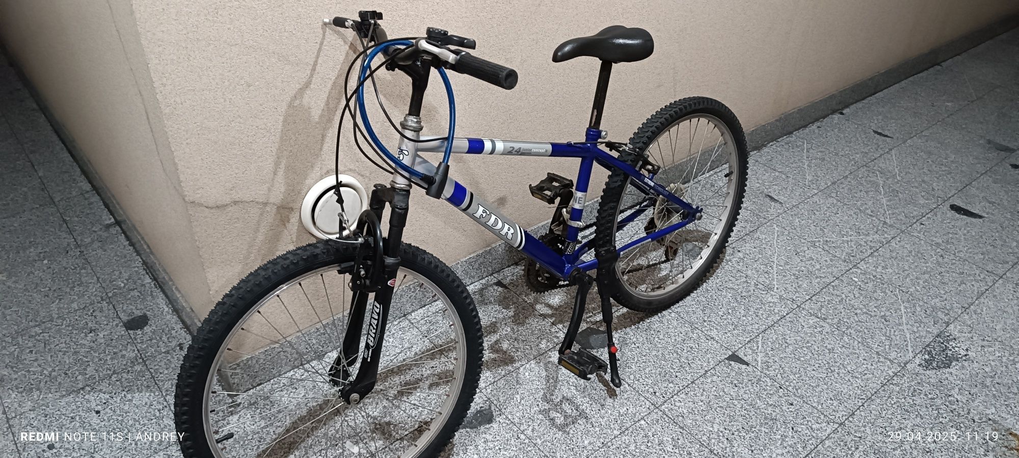 Vendo bicicleta para criança,