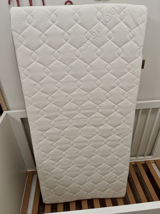 Łóżeczko 120x60 Klupś Blanka Białe + materac Bamiboo