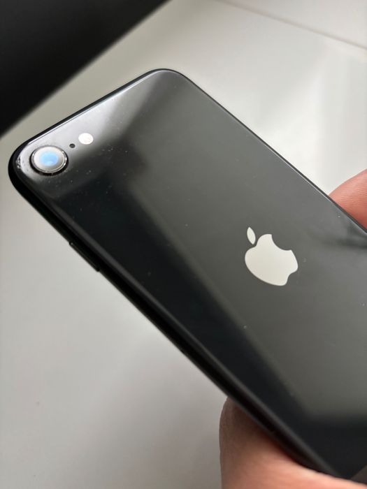 iPhone SE 128 GB 2020