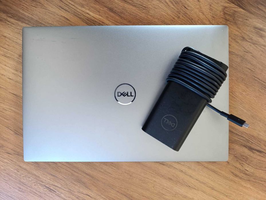 Dell Precision 5550 i9-10885H 32GB T2000 Touch UHD+ 512GB SSD Win 11