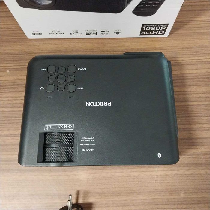 Projektor PRIXTON Cinema Deluxe Czarny