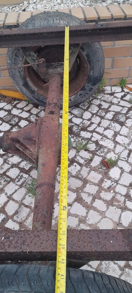 Atrelado tractor moto enchada
