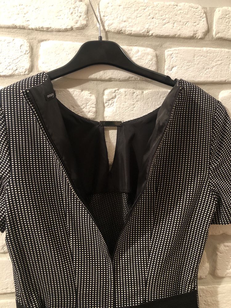 Sukienka do biura r.34