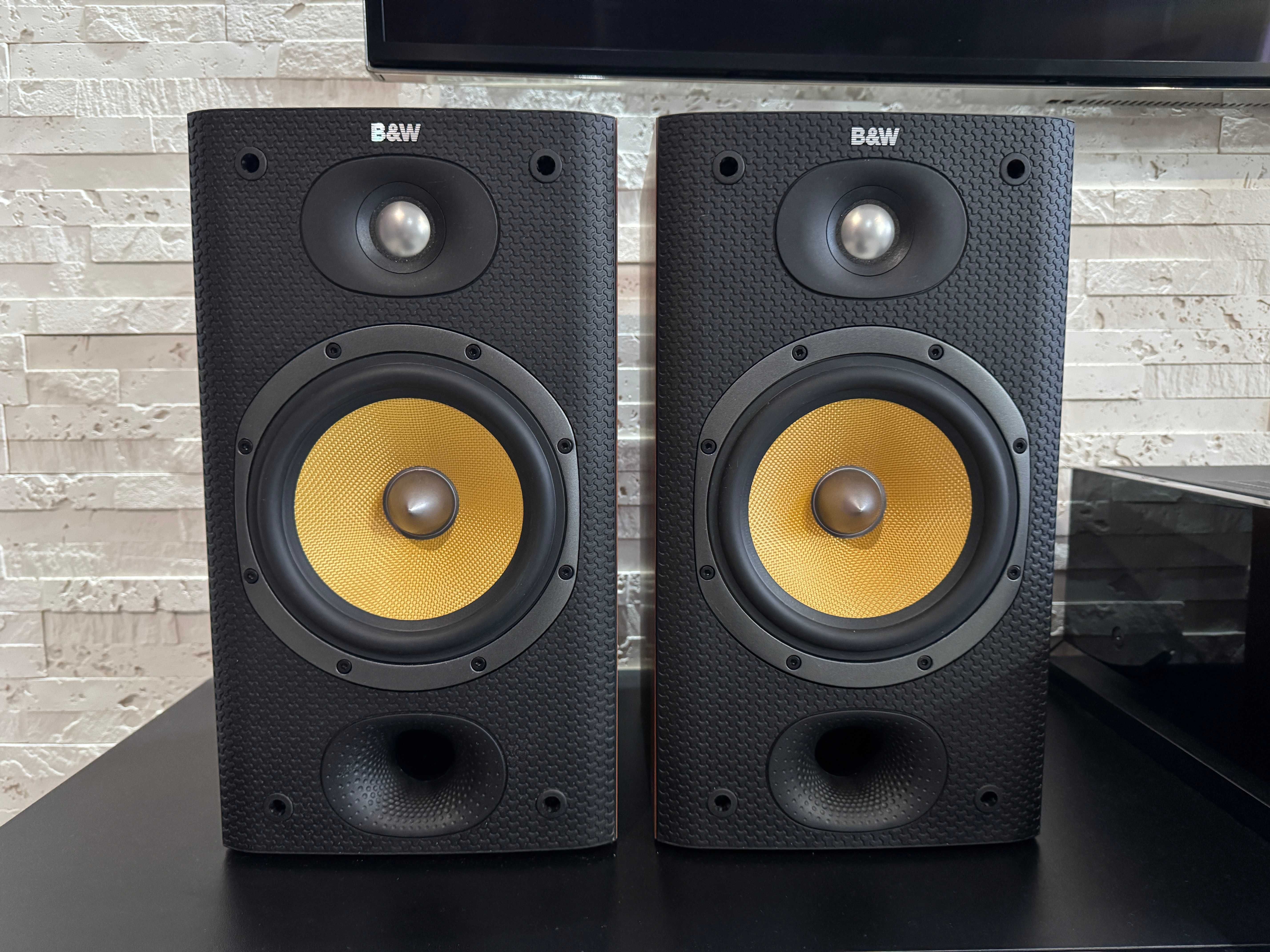 Bowers & Wilkins 601 s3 kolumny B&W stan gabinetowy !