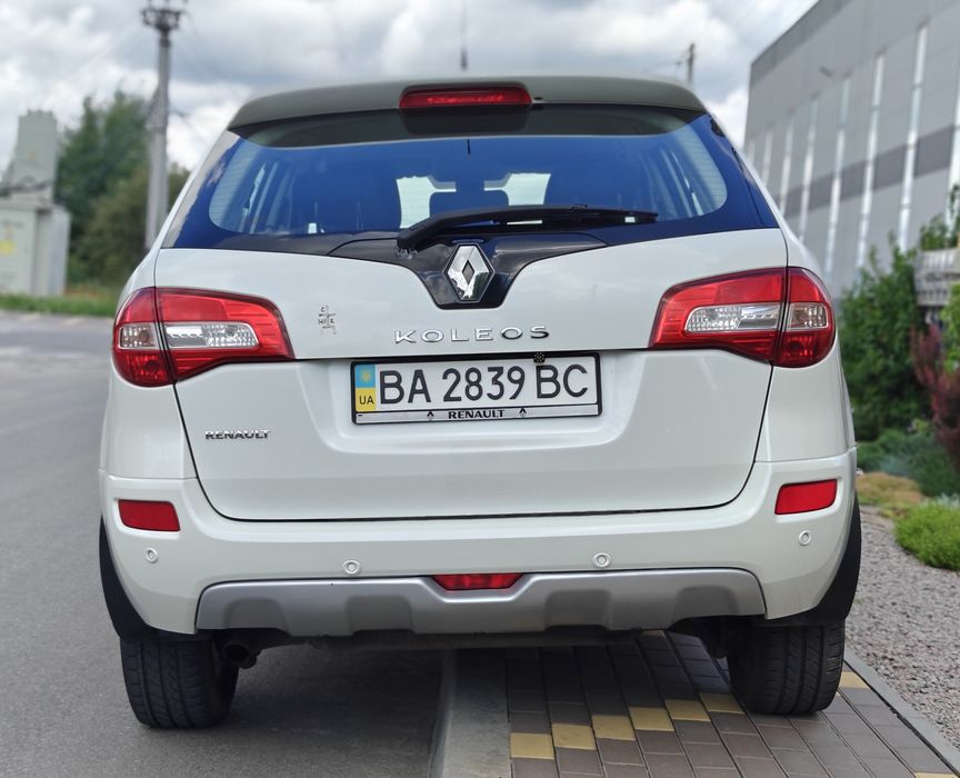 Renault Koleos 20.12.2011 перша реєстрація 15.10.2013