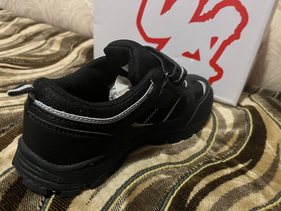 Кросівки чоловічі kappa 39р.Нові