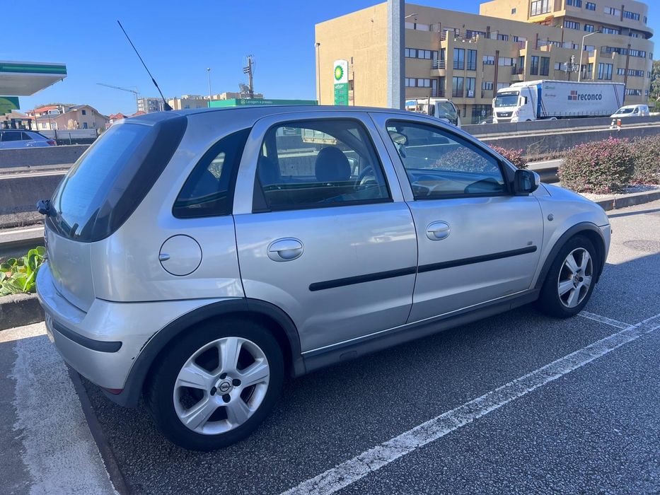 Opel corsa 1.2 gasolina