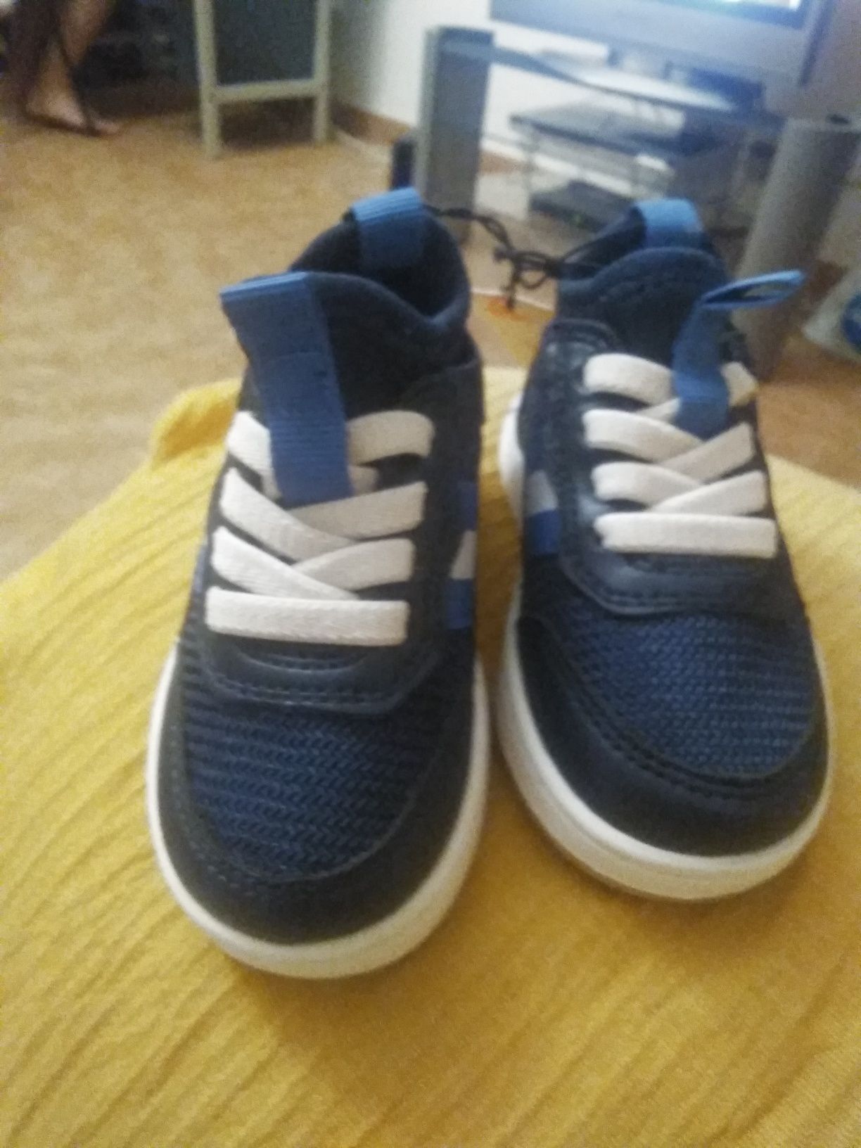 Sapatilhas novas Zippy tamanho 19