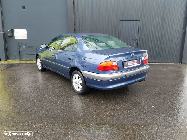 Toyota Avensis 2.0 d-4d Sol Peças