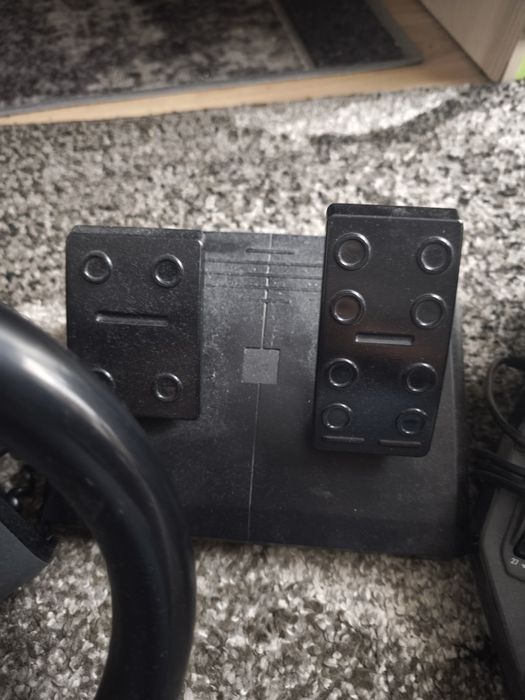 Saitek kierownica+pedały+kontroler