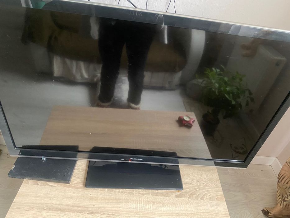 Продаю телевизор Панасоник