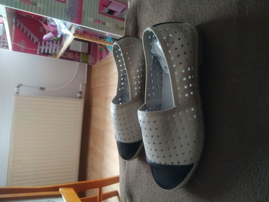 Buciki dziewczęce r.30(nowe )