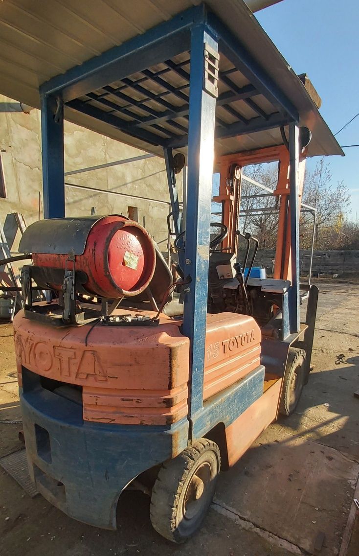 Продам навантажувач (погрузчик)