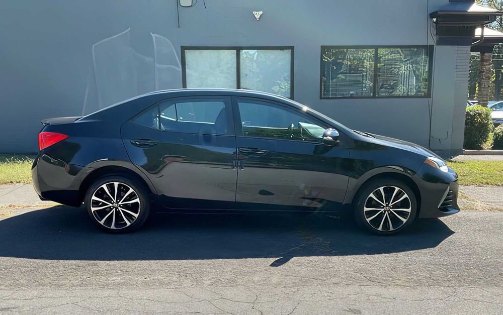 Toyota Corolla      2017