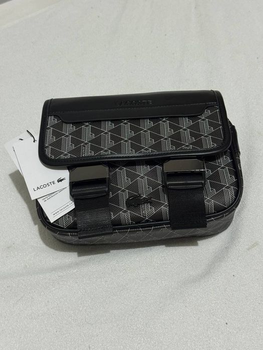 Bolsa Lacoste - Preta