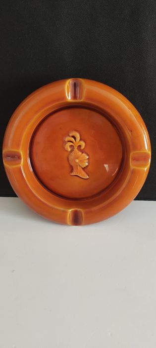 Cinzeiro Secla  em bom estado