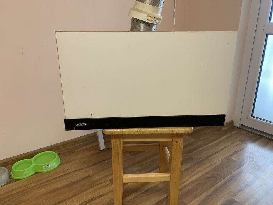 Продам кухону витяжку