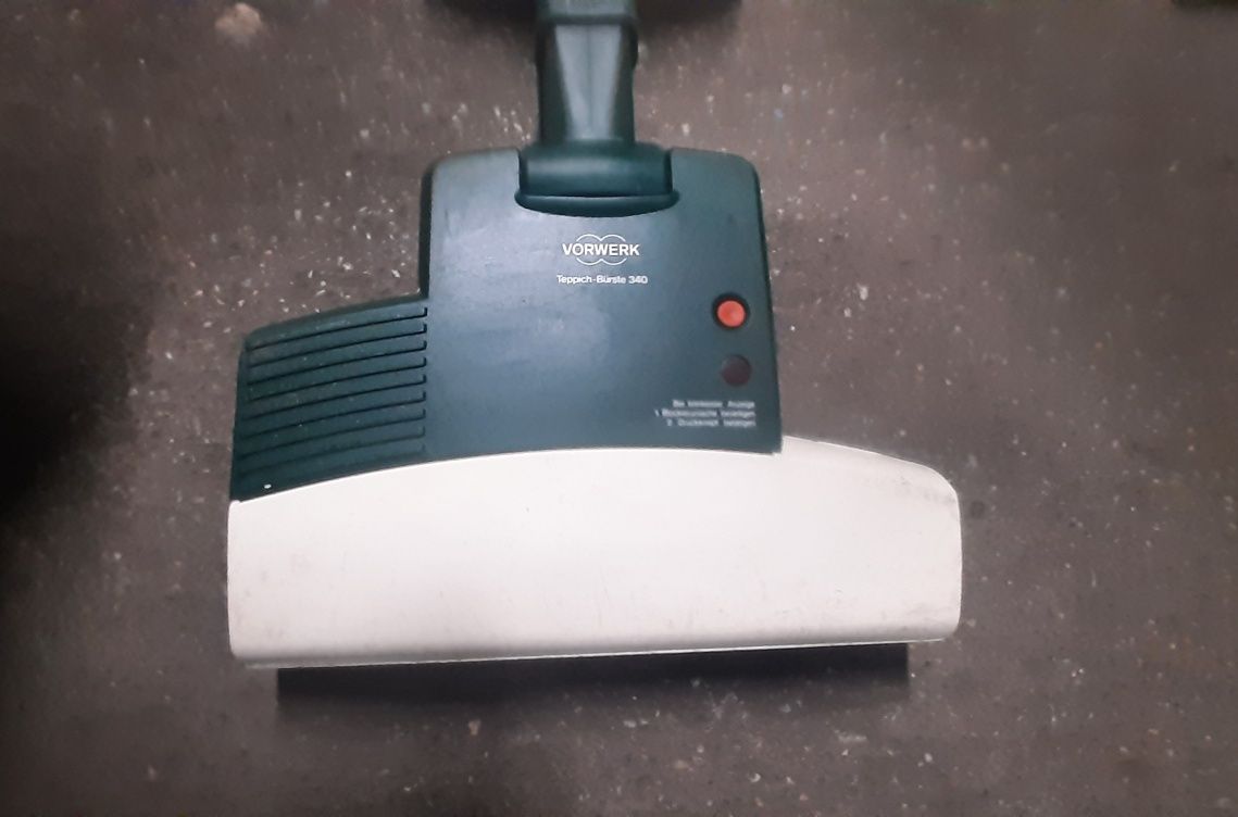 Фирменный пылесос Vorwerk