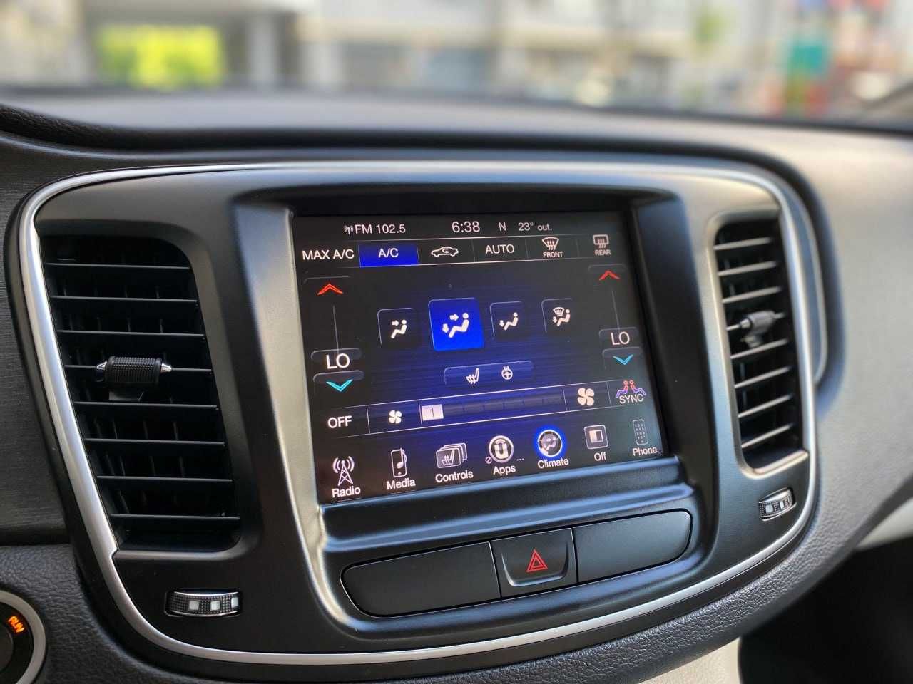 Продам Chrysler 200 2016. Можна в розстрочку, під викуп.