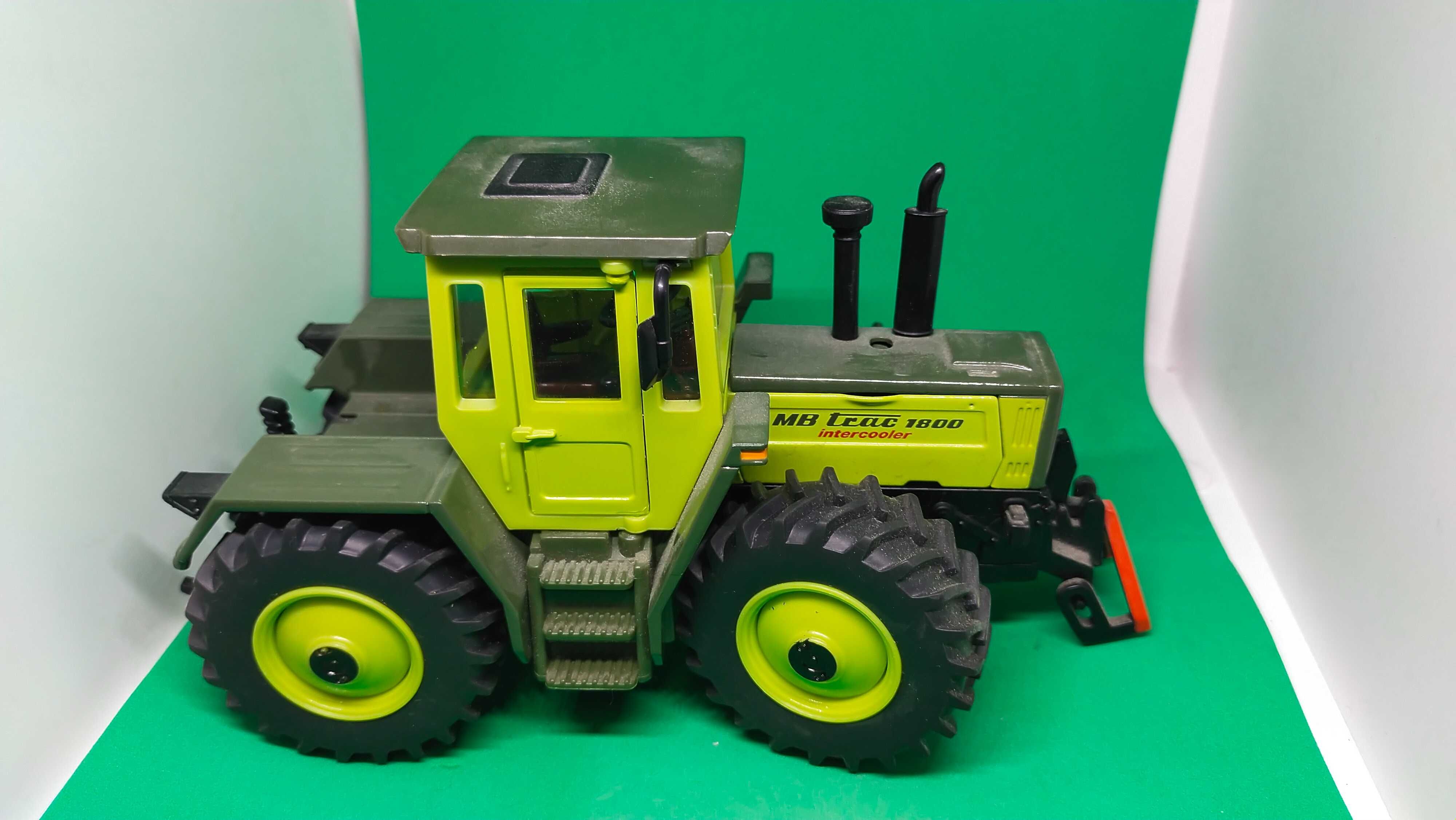 SIKU 3477 model ciągnik MB-TRAC 1800 1:32