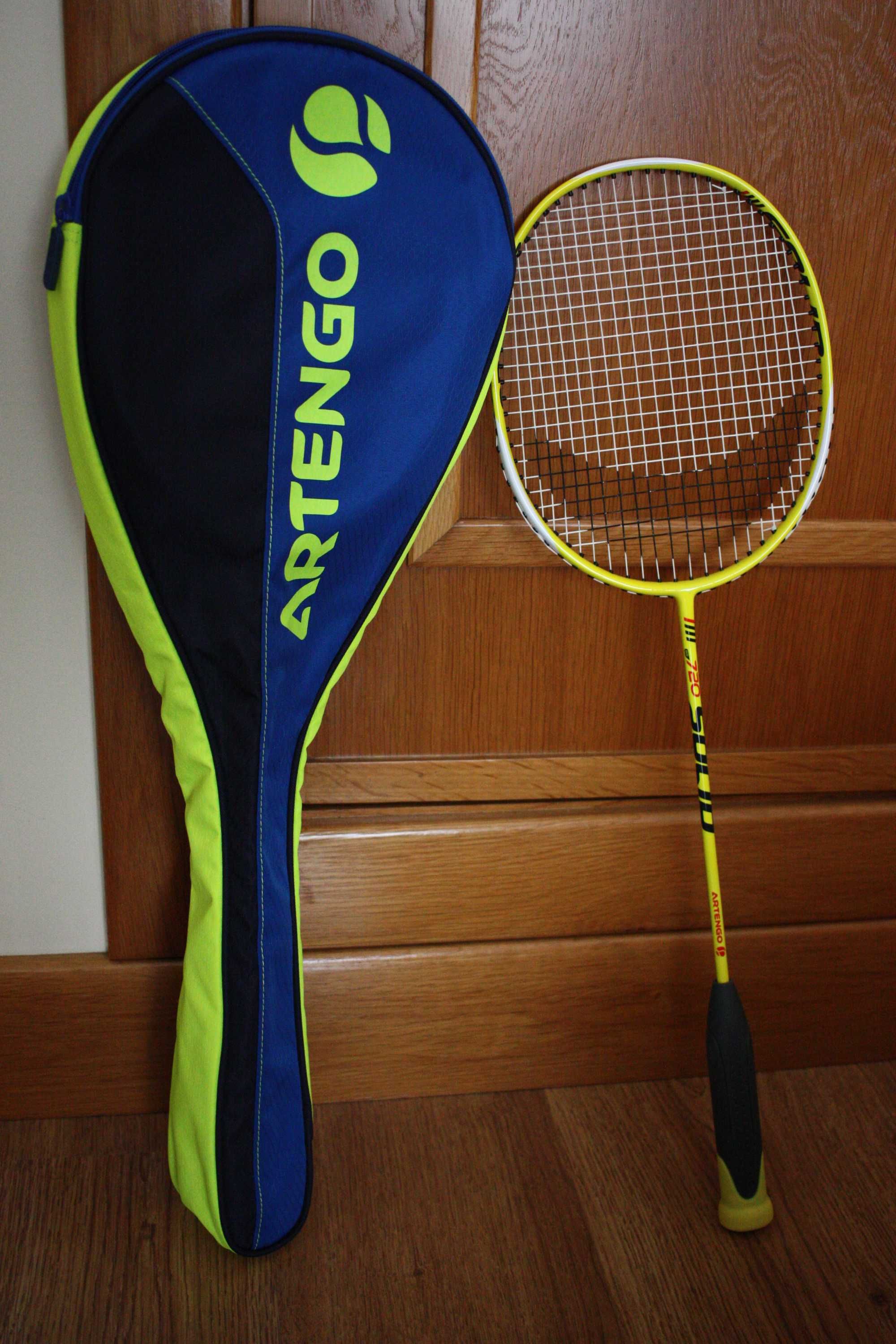 Raquete Badminton Artengo BR 720 solid