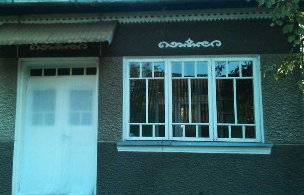 Будинок с.Валява Кіцманський р-н